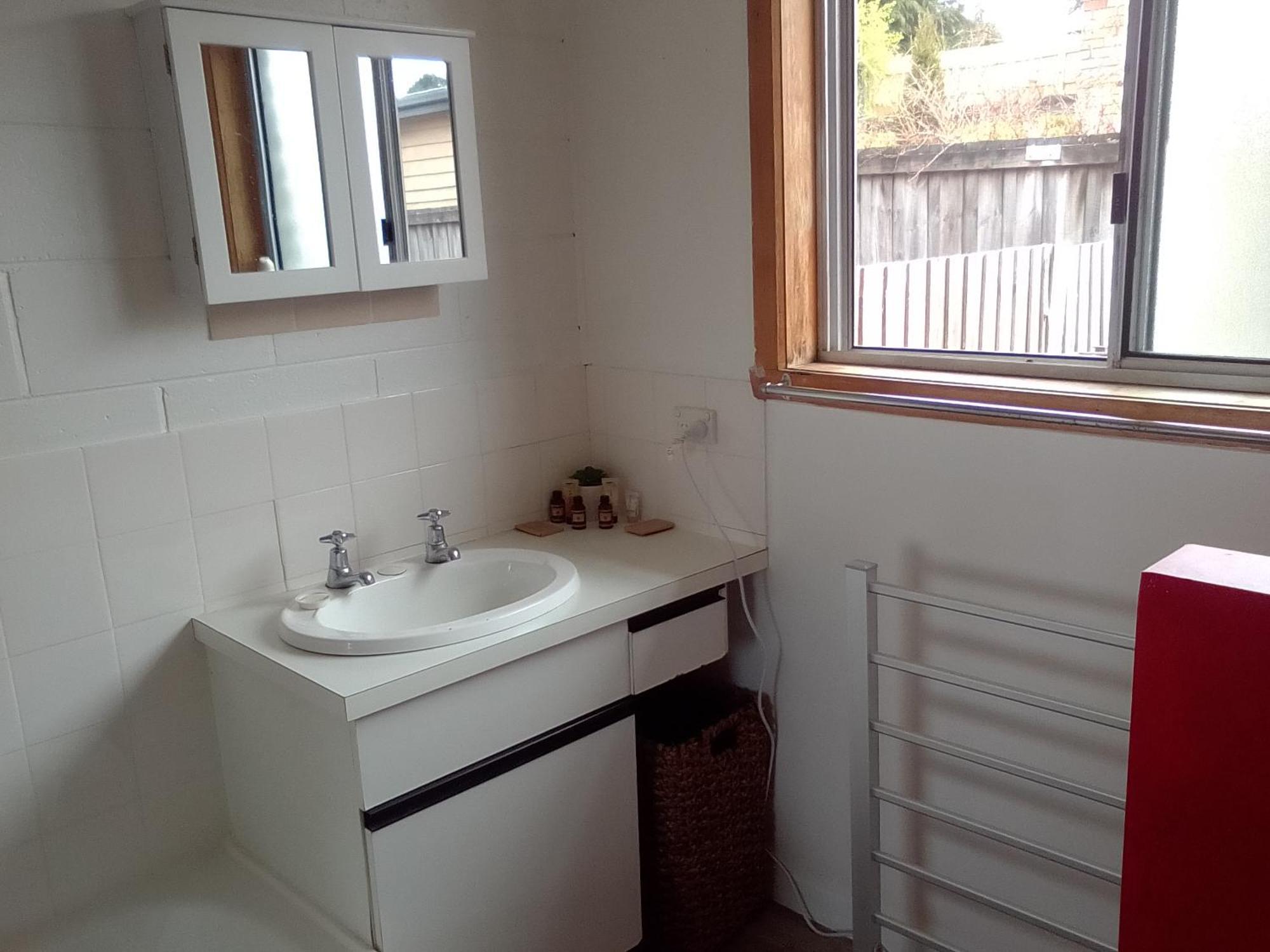 Waratah Waterfall Retreat Unit 1 Free Pay Tv In Two Rooms Free Wifi Exterior foto